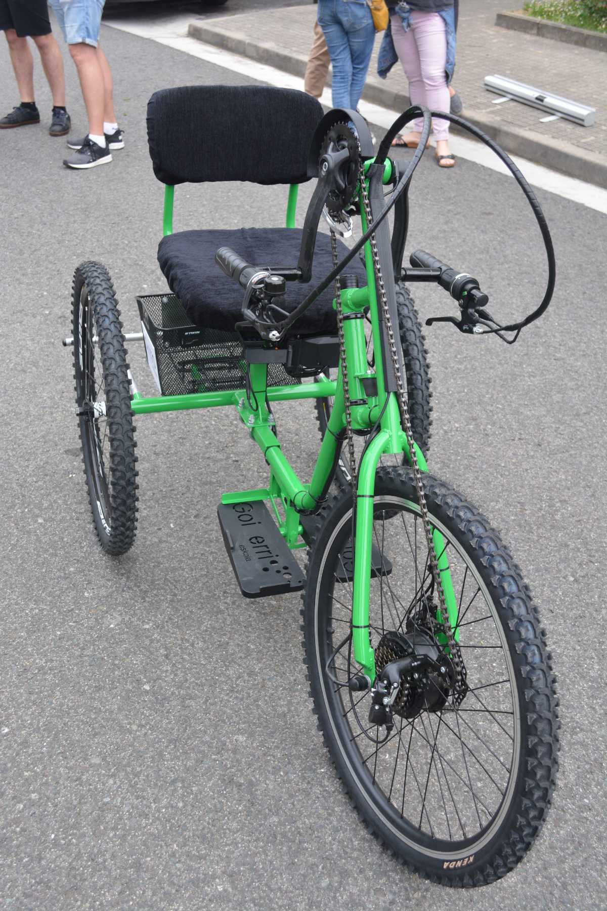 imagen delantera de la bicicleta fabricada por Goierri Eskola para Kellesensa